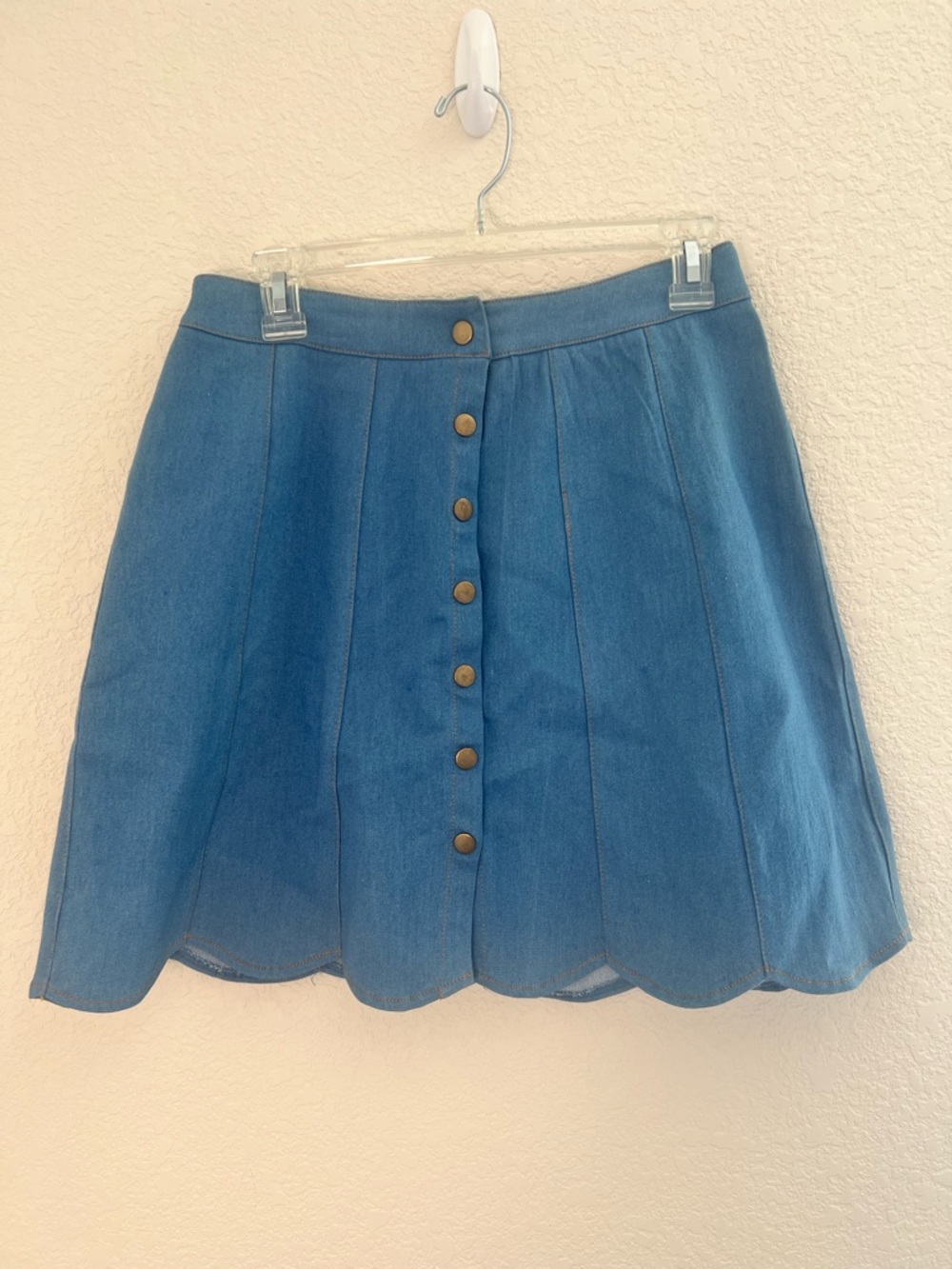 Buttons Denim Button-Front A-Line Skirt in Blue with Buttons
